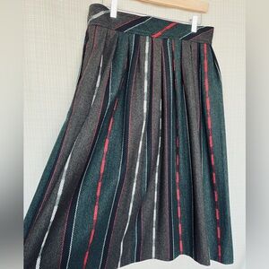 VINTAGE Plaid Wool Midi Skirt Pockets Preppy Classic Boho Vagabond Mixed Media
